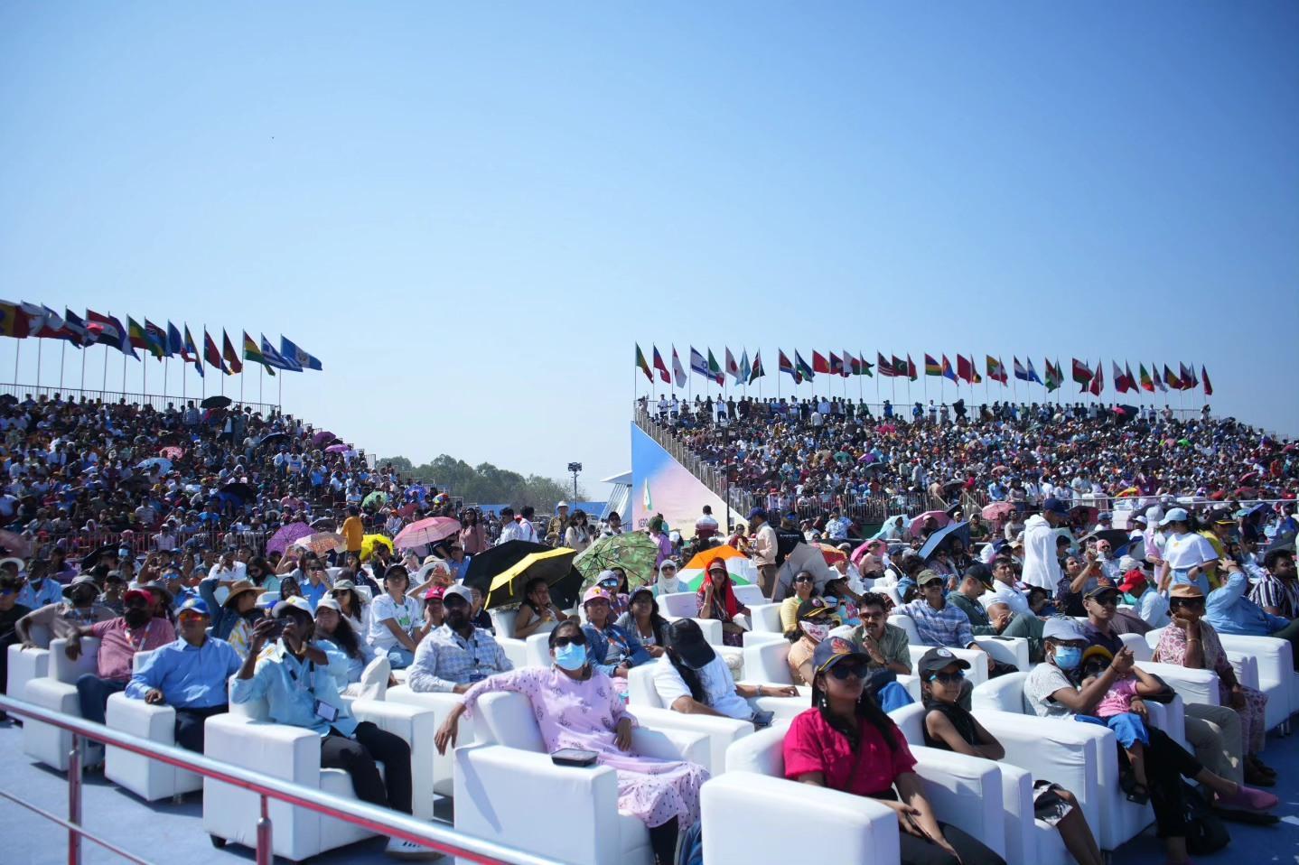 인도 항공우주 및 방위산업 전시회 2027